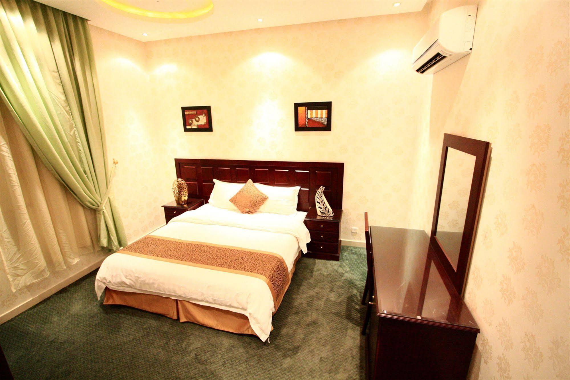 Rest Night Hotel Suites- Al Falah Riade Exterior foto